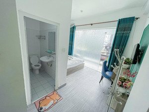 cho thuê phòng full nội thất, bancol tách bếp, sạch sẽ tiện nghi ở lý phục man, q7