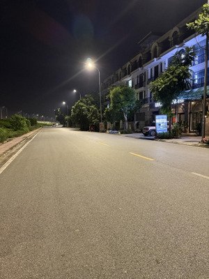 bán biệt thự phường việt hưng, long biên, 4 tầng 75m2, chỉ hơn 12 tỷ