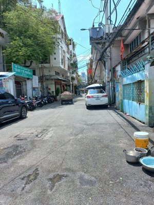 bán đất hxh quay đầu. ngay nơ trang long bình thạnh. 80m2 8x10m. chỉ 12.7 tỷ