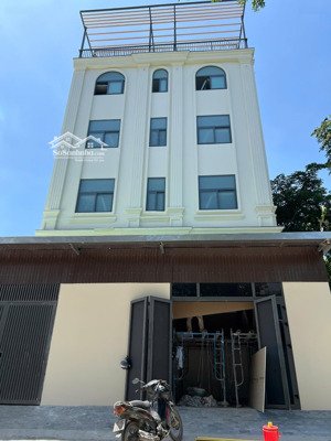 ngay trung tâm gò vấp, gần vlu, 3x 4x mới tinh tươm, có thang máy