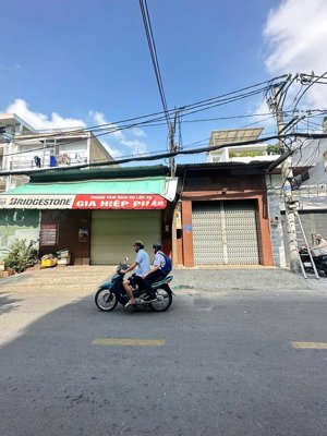 bán nhà tiện xây căn hộ dịch vụ đường phạm phú thứ - dt: 7x32m - 230m2-ctxd hầm 6 tầng-giá 27 tỷ