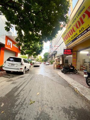 chính chủ fo gốc dân gửi bán nhà mặt phố lê văn thuyết - quán nam để ở - đầu tư đều nét