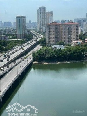 chính chủ bán căn hoa hậu 2pn 2vs tầng trung chung cư vp6 bán đảo linh đàm