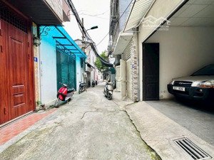 bán nhà tứ liên, 7 chỗ ngủ trong nhà, 65m2, nhỉnh 6 tỷ