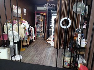 bán căn hộ lô góc sáng thoáng 80m mặt phố nguyễn phong sắc hà nội chỉ nhỉnh 4 tỷ