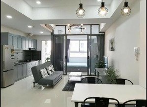 cho thuê botanica premier 53m2 vào ở ngay gần sân bay full nội thất nhà đẹp tầng cao thoáng mát