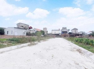 chính chủ bán lô đất đẹp tại thị trấn lai cách , cẩm giàng, hải dương