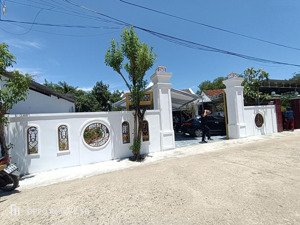 nhà vườn diên khánh đường 2 ô tô né nhau, cách đường liên xã chỉ 25m