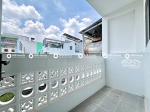 phòng trọ mới xây - có máy lạnh - kế đầm sen - tô hiệu - chỉ 3.x tr