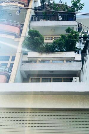 Hẻm 4m PHẠM VĂN HAI HXH thông thoáng , nhà nở hậu .