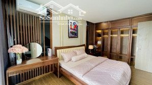 bán cc hpc landmark 105 giá 7,9 tỷ. 155m2, 4pn, 2wc. hà đông, hn