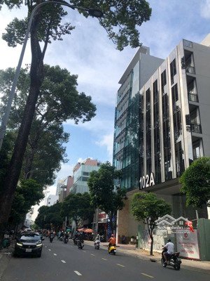 hót mặt tiền đồng nai đoạn đẹp gần tô hiến thành p.15 q.10 trệt 3 lầu st dt: 4.8 x 25m giá chỉ 33tỷ