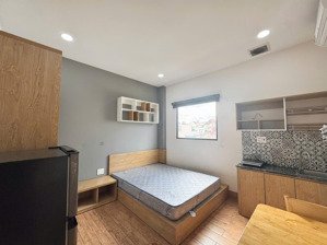studio cửa sổ trời, full nội thất trống sẵn ở trần bình trọng, gần văn lang, đh công nghiệp