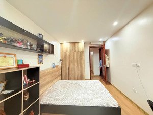 bán nhà 5 tầng ngọc hà ba đình, mặt tiền 5.3m, diện tích 55m2, ô tô vào nhà giá 18 tỷ