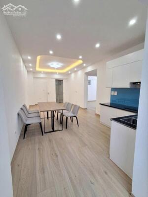 Bán chung cư Việt Hưng-Long Biên-76m 2n2wc-ban công Đông Nam mát mẻ-sẵn sổ đỏ-giá 3.75 tỷ (TL)