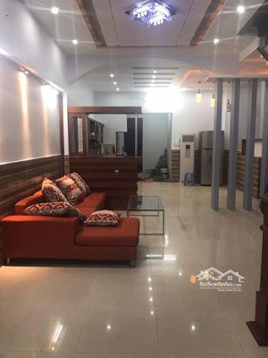 cho thuê nhà 2 tầng mặt tiền hải châu - gần cầu sông hàn
giá: 22 triệu/tháng