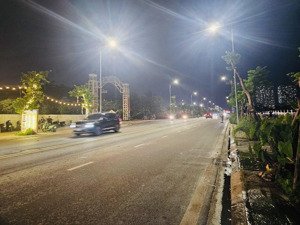 bán biệt thự louis hoàng mai - mặt đường 32m - lô góc - view hồ - 195m2 x 5t. giá bán 68.5 tỷ