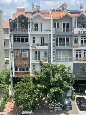 bán nhà đẹp, vị trí khan hiếm có tm đ.hoàng trọng mậu himlam tân hưng gb: 37 tỷ lh: 