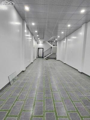 cho thuê căn nhà mặt tiền đường nguyễn văn cừ, thuộc an hòa 1 trệt 2 lầu.