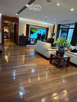 bán nhà mặt phố tây sơn ngay đại học thuỷ lợi 6 tầng thang máy kinh doanh vỉa hè 55m , , mt 4,2m .