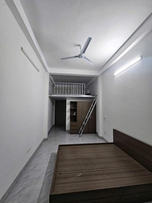 [chính chủ] cho thuê ccmn mới 100% tại trung văn