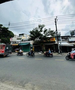 nhà diện tích lớn 127m2, chỉ 18 tỷ, cấp phép xây 5 tầng, shr, dài 31m, mặt tiền âu cơ