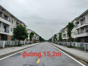 nhà phố 100m2 cách trung tâm hà nội 12km, cạnh ga metro, kết nối trực tiếp tuyến cao tốc 120m