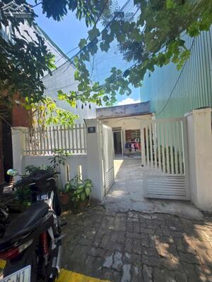 Bán đất tặng nhà C4 đường Nguyễn Đăng Tuyển- Khu Đầu tuyến Sơn Trà, DT 90m2 giá 6ty6