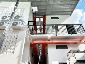 phòng gác cao m8 - đầy đủ nội thất - giá học sinh sinh viên