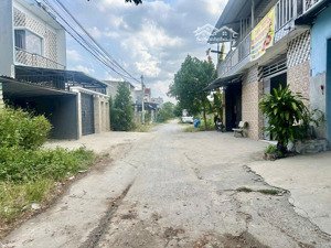 bán đất xã mỹ hạnh gần chợ cách nhựa giồng lớn 200m, dân cư đông, đường bê tông sổ sẵn