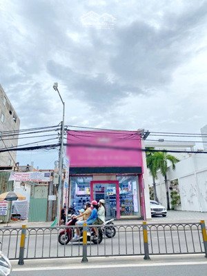 bán nhà 6x32, cn 165m² mt nguyễn thị thập q7 ngay ngã tư chợ tân mỹ