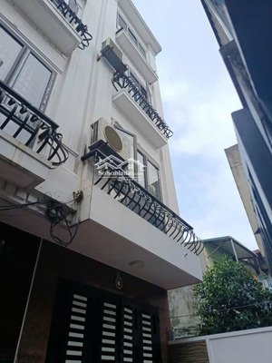 nhà đẹp ngọc hồi thanh trì dt45m 4tầng mt 3,5m full nội thất cao cấp chào 6,5 tỷ