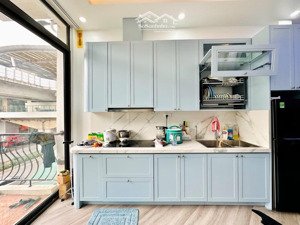 mặt phố lớn kinh doanh, vỉa hè rộng - ô chờ thang máy - nhà mới đẹp full nội thất xịn