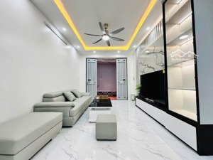 bán nhà đội cấn, ba đình, 43m2 + 4 tầng + ngõ nông + ô tô gần + full nội thất + hàng xóm thân thiện