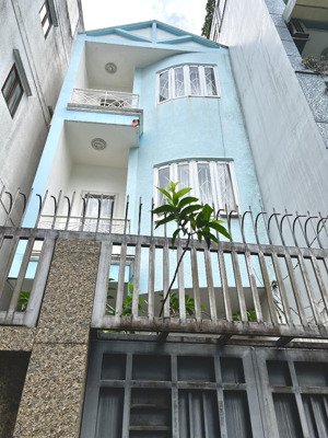 8.99 tỉ- 70m2 (4.1m x 17m)- hoàng hoa thám, phú nhuận - hxh thông - 3 tầng btct - 3 tầng btct