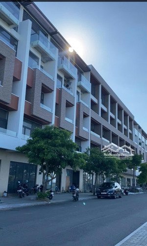 bán nhanh shophouse kđt nam hoà xuân - mặt sông đối diện đảo kim cương - 1 căn duy nhất