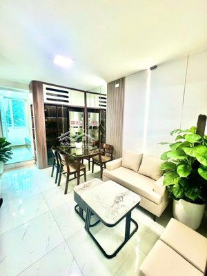 chính chủ bán căn hộ tập thể cầu giấy, mai dịch, gần nhiều trường đại học, sử dụng 70m2, 2 ngủ 2 vs