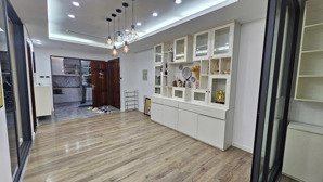 bán căn duy nhất có 3 mặt thoáng toà n01 giá siêu rẻ - lh 