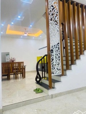 bán nhà định công thượng cầu lủ, 43m2, 4t, mt4.5m giá bán 8.2 tỷ