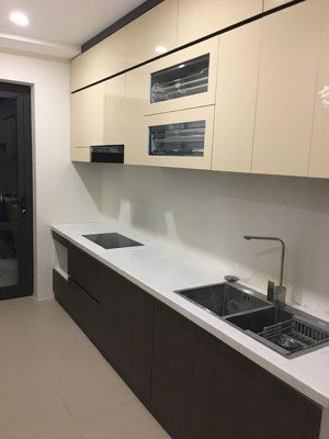 cho thuê căn hộ chung cư hancom, tây hồ, 145m, 3pn, nội thất cơ bản, 12 tr/th. lh 