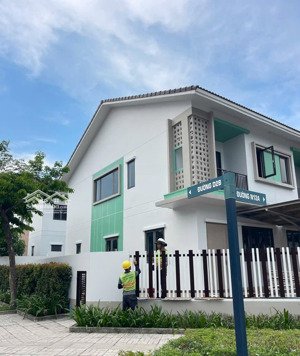 nhà full nội thất đang sẵn hđ thuê
