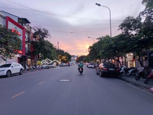 cơ hội sở hữu nhà mặt tiền trường chinh trung tâm tp huế vừa ở vừa kinh doanh