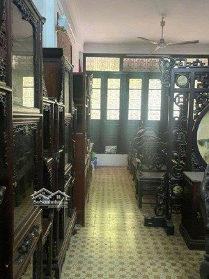 bán nhà siêu mẫu chân dài mặt phố bà triệu 320m2 500 tỷ