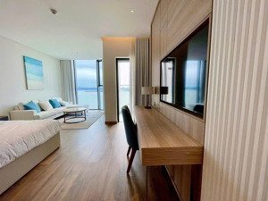 chính chủ alacarte hạ long sổ đỏ lâu dài chính biển giá 2ty9xx - k có toà nào che chắn ạ