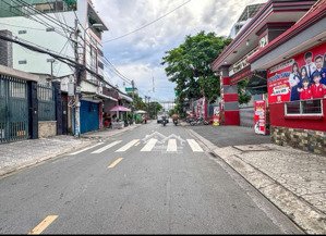 bán nhà mặt phố 150m giá rẻ,dòng tiền gần 20tr/tháng