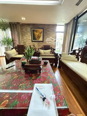 hiếm ! 85m2 mặt tiền 5,15m, ô tô dừng đỗ phố nguyễn phúc lai, đống đa chỉ 24,2 tỉ