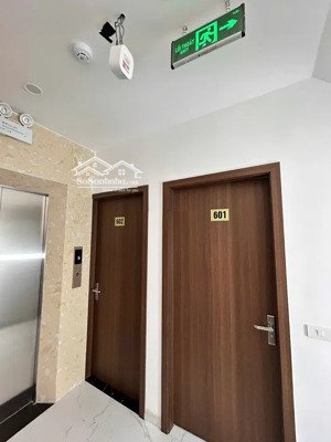 ngõ nông rộng thang máy cao cấp, 14 phòng dòng tiền ổn định 52m2 + 8 tầng, chính kinh, giá 15,2 tỷ