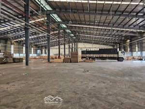 chính chủ cho thuê kho, xưởng tiêu chuẩn: 6383 m2 (tại: khu cn quang minh - mê linh - hà nội)