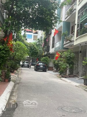 đầm trấu hai bà trưng nhà đẹp phân lô cực víp, vỉa hè rộng kinh doanh đỉnh, khu dân trí cao ở sướng