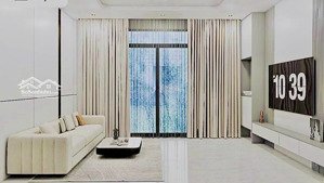 hót ;siêu phẩm cầu giấy -5 tầng nhà mới toanh -nội thất sang xịn -ngõ nông thẳng -nhỉnh 7 tỷ